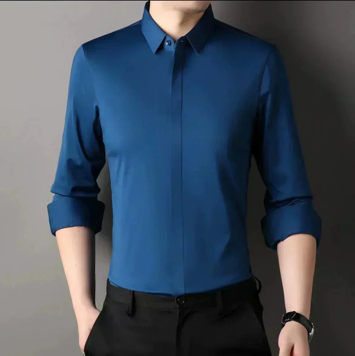 Camicia da uomo senza pieghe con bottoni