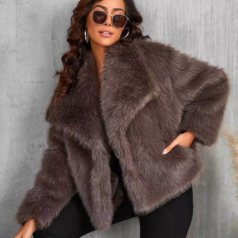 Cappotto Corto Morbido da Donna
