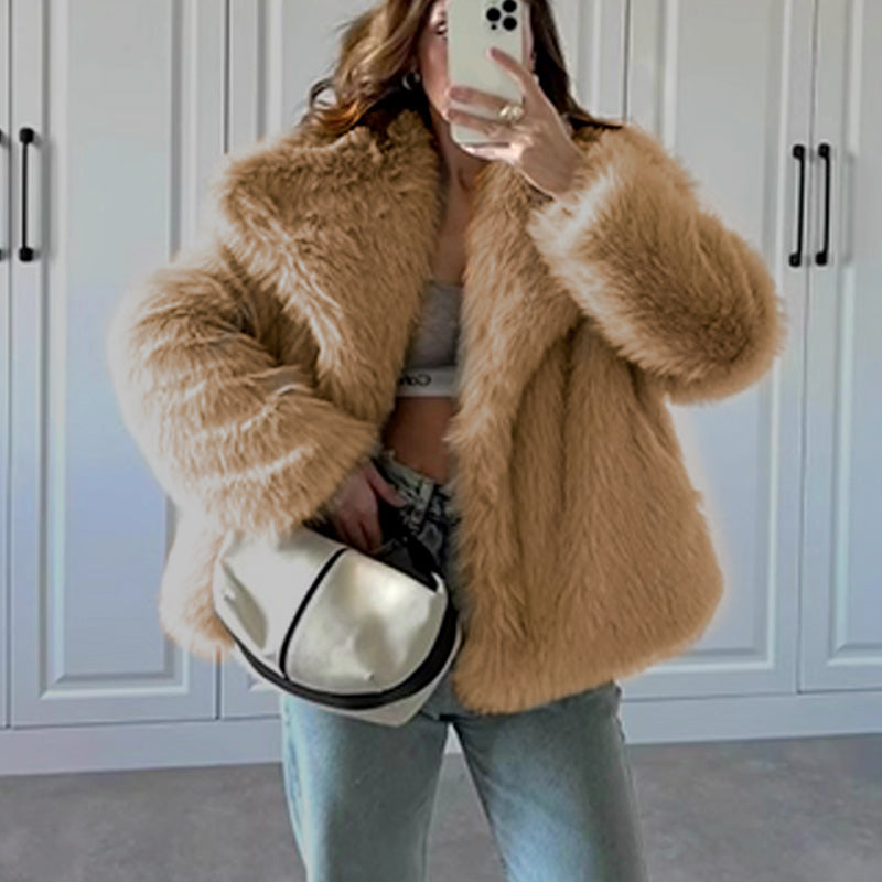Cappotto Corto Morbido da Donna