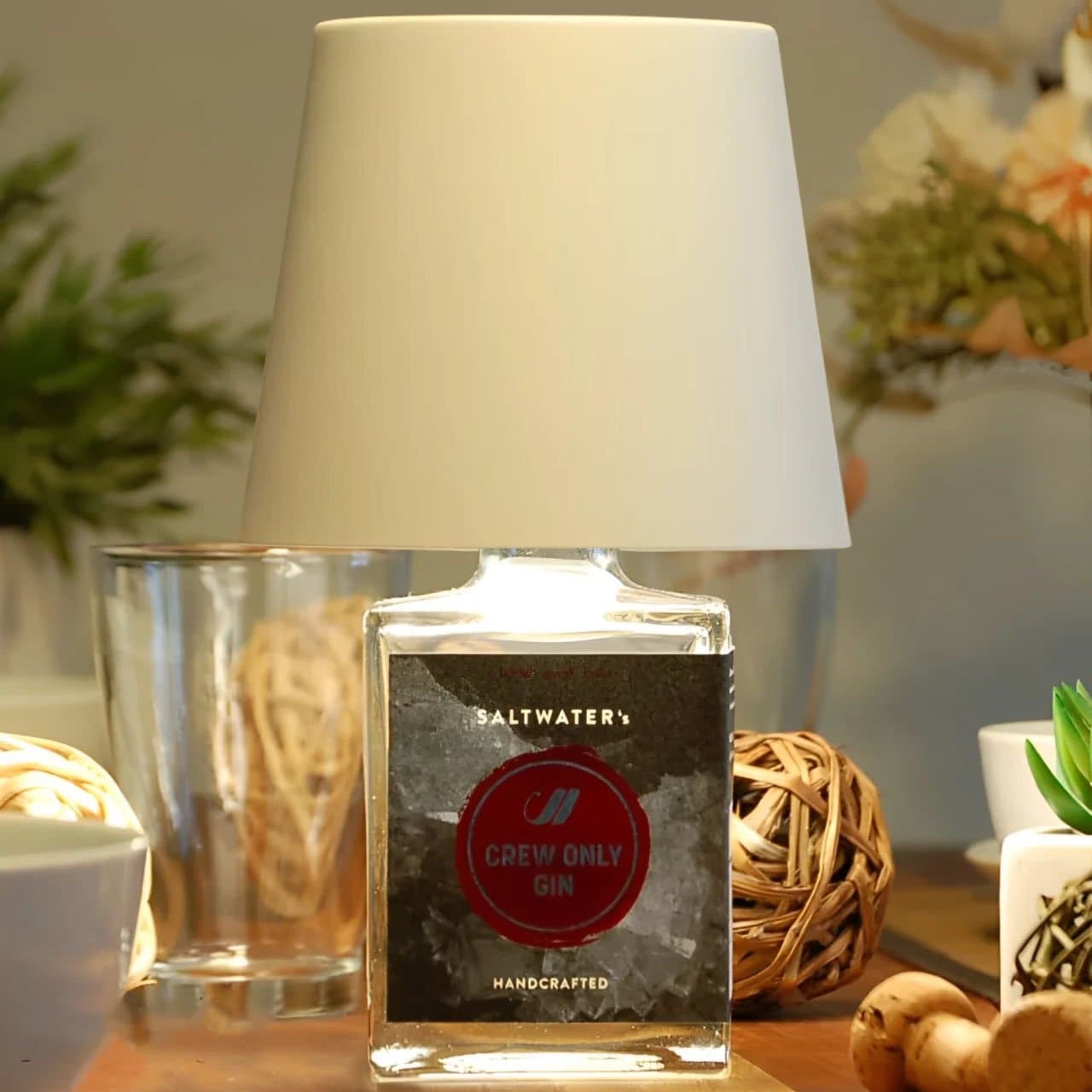 Nuova lampada wireless a forma di bottiglia
