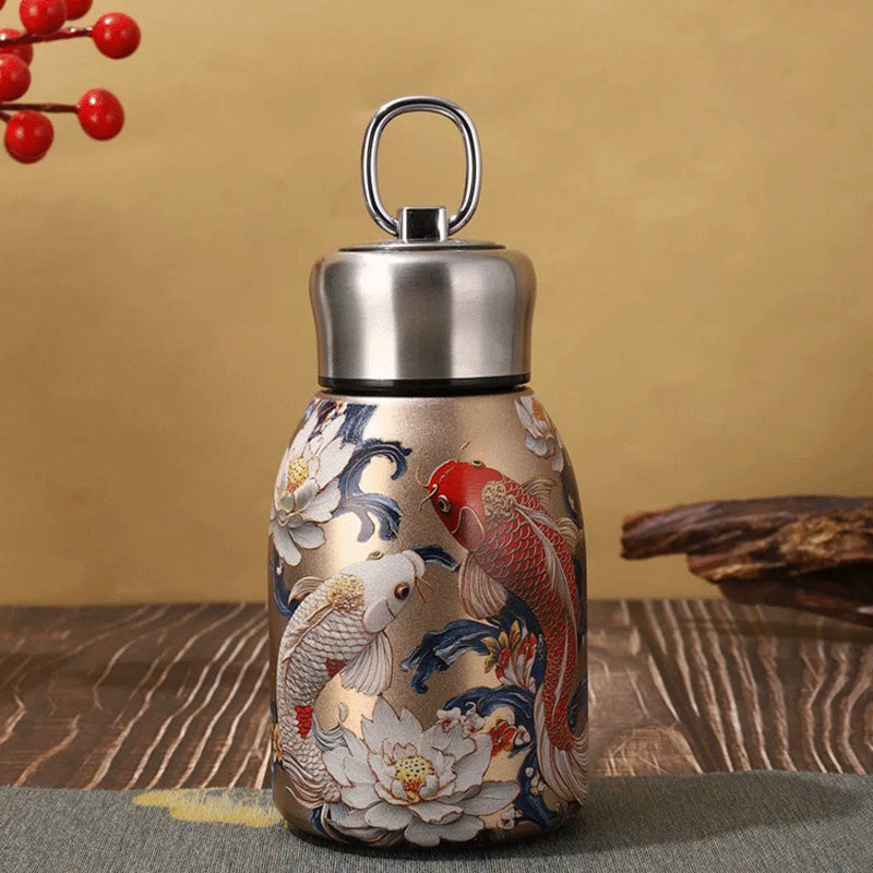 Bottiglia d'Acqua Isolata Elegante e Portatile