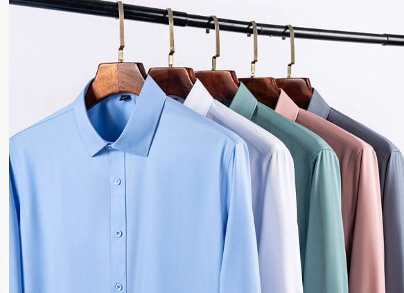 Camicia da uomo senza pieghe con bottoni