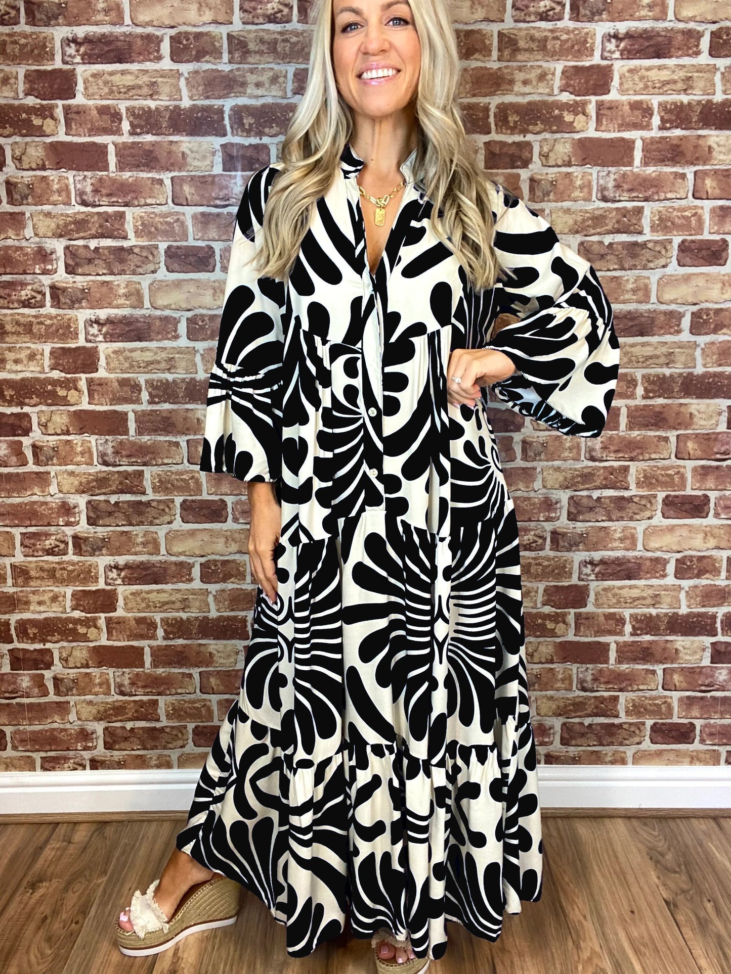 🔥Hot Sale - 49% OFF🍃Floral Print Bell Sleeve Soft and Breathable Maxi Dress