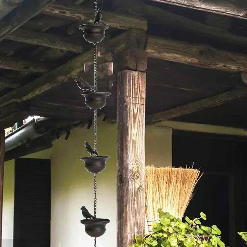 Catena Decorativa per Pioggia con Design di Vasca per Uccelli